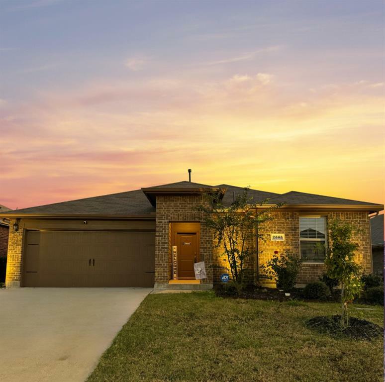 Property Photo:  2303 Ravensway Road  TX 75114 