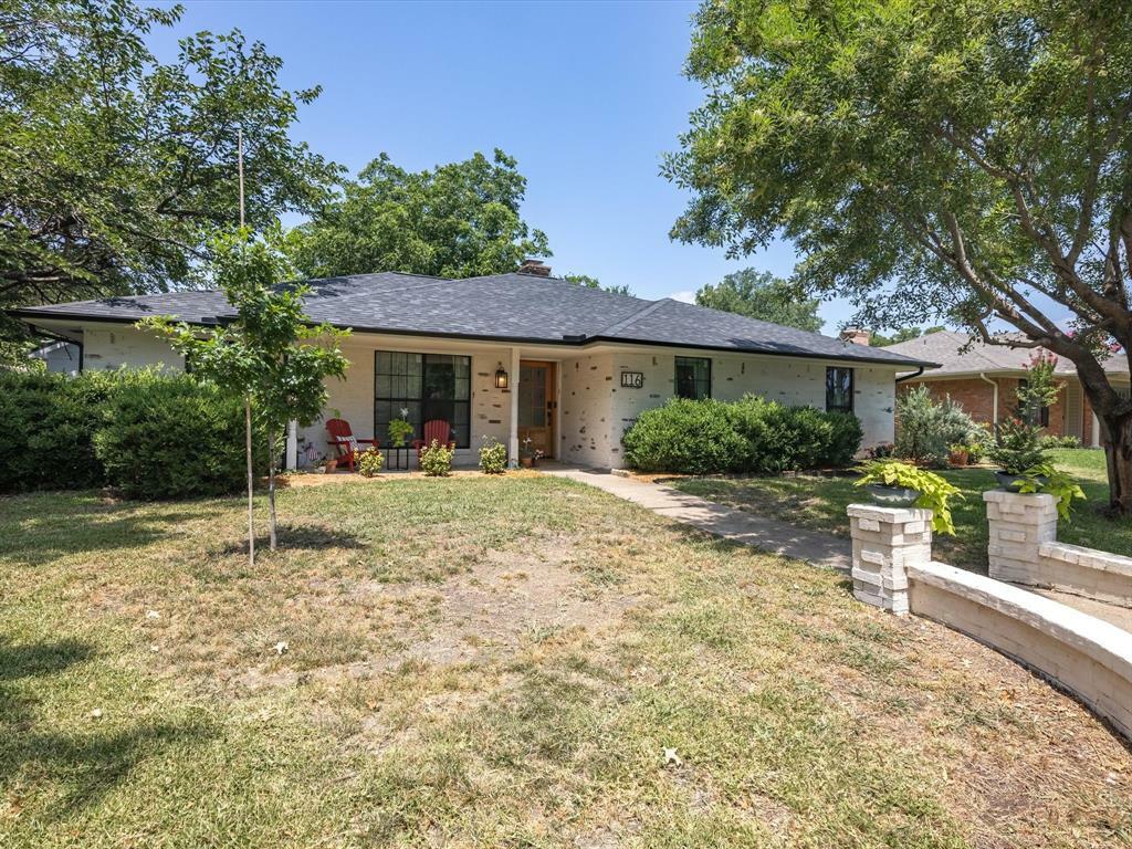 Property Photo:  116 Chieftain Drive  TX 75165 