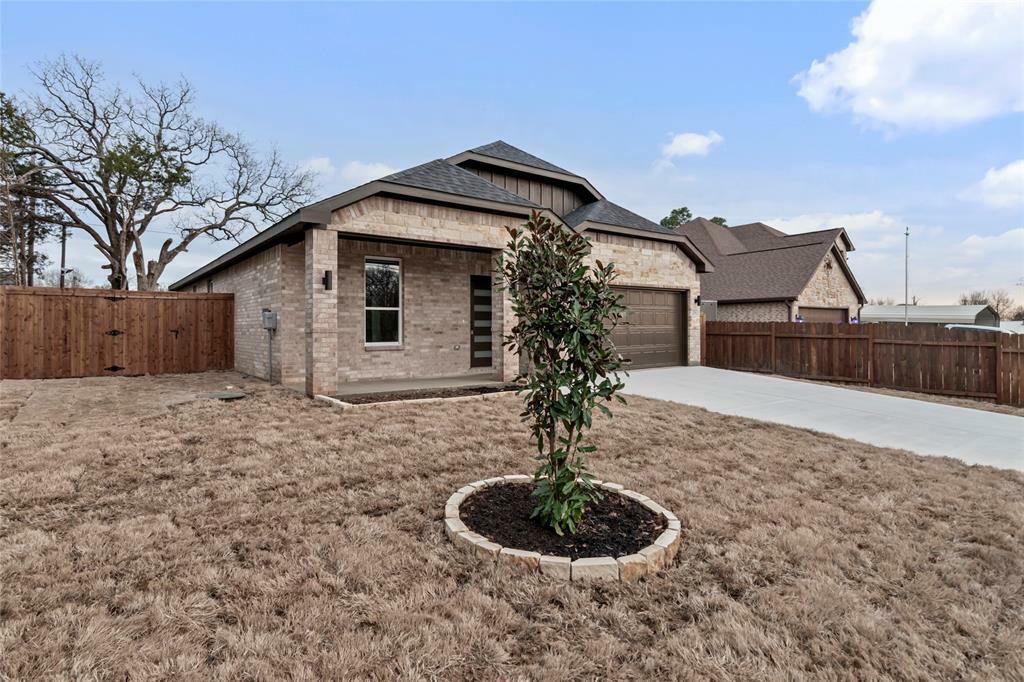 Property Photo:  264 Starboard Drive  TX 75156 