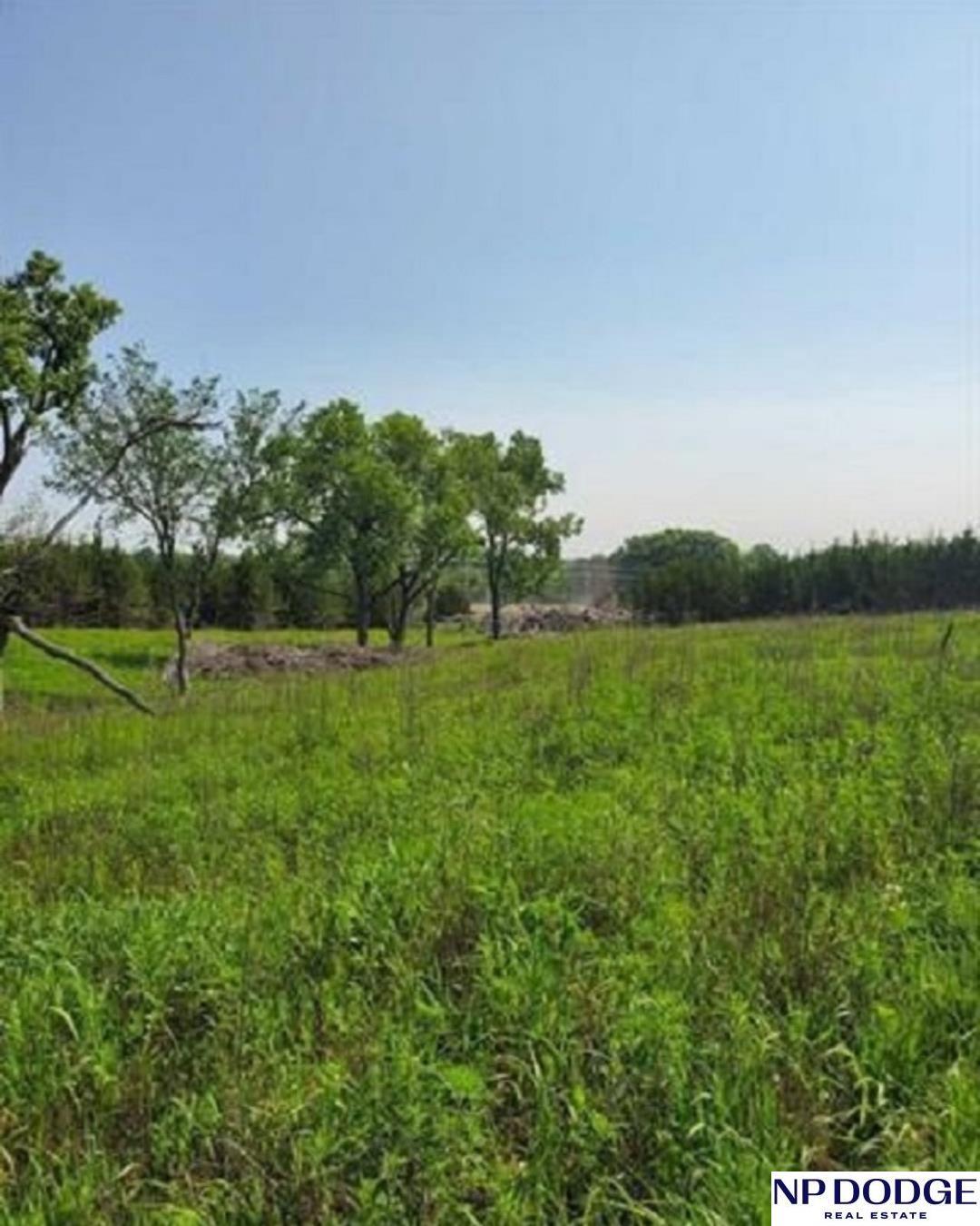 Property Photo: 2909 NW 56 Street NE 68524