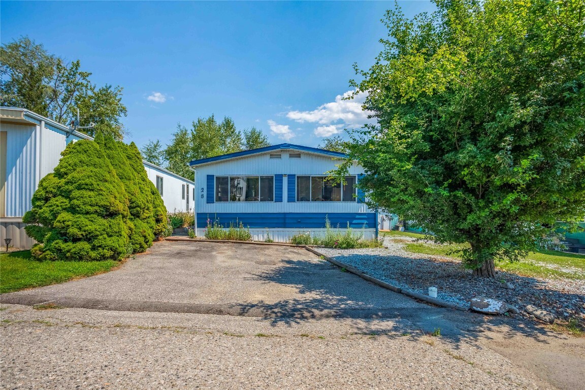 Property Photo:  1881 Boucherie Road 28  BC V4T 0C9 