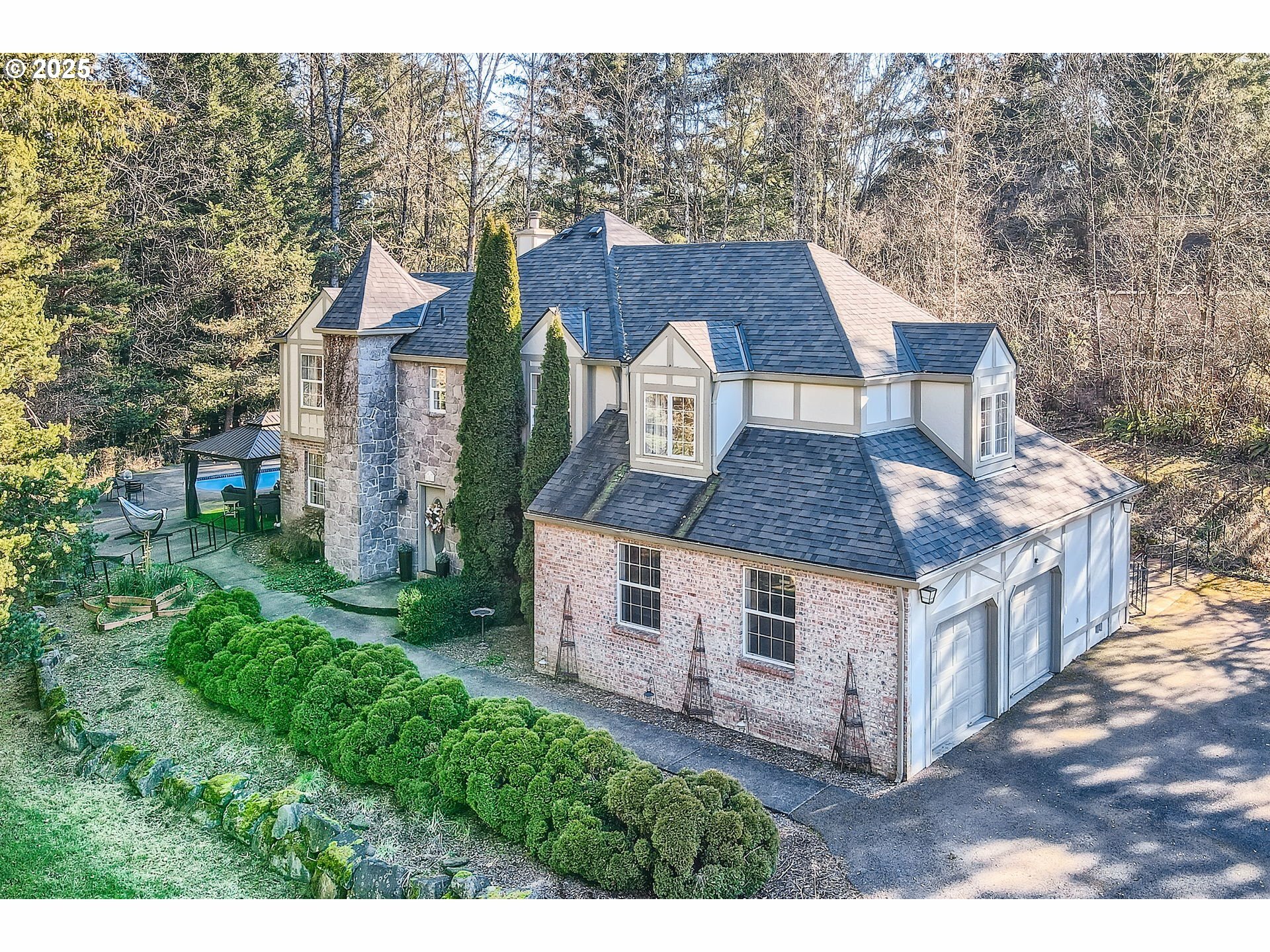 Property Photo: 11519 NE Mead Rd WA 98682