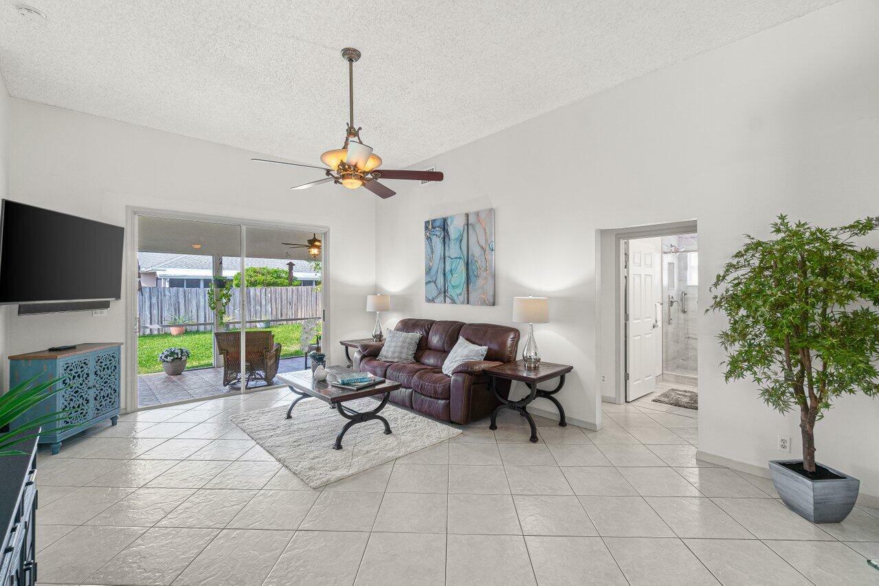 Property Photo:  68 Heather Cove Drive  FL 33436 