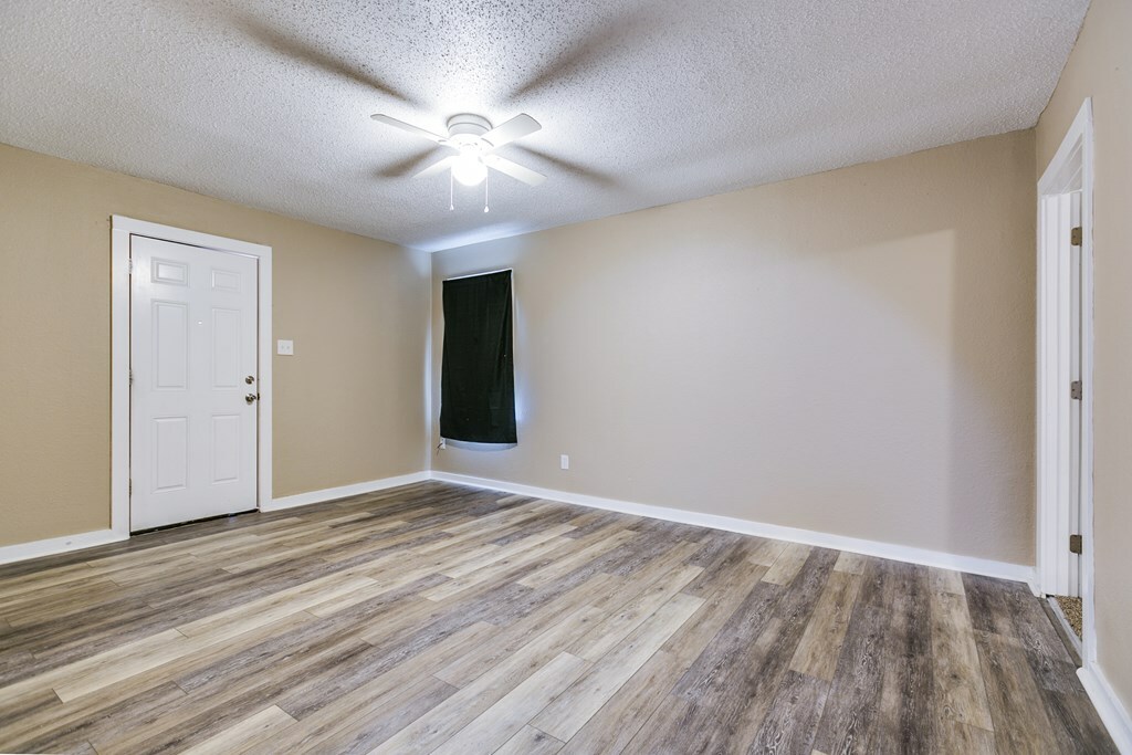 Property Photo:  2813 Pecan St  TX 76903 