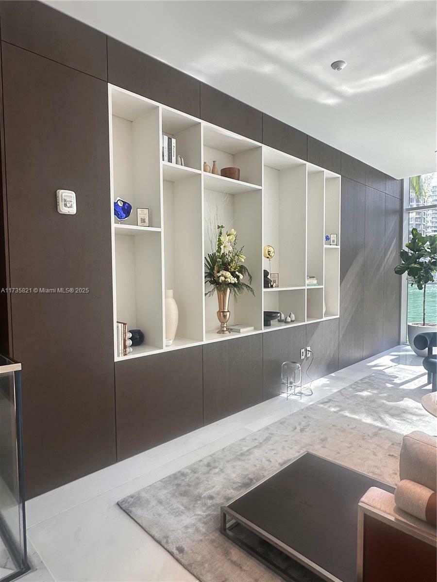 Property Photo:  300 Biscayne Blvd Way 4508  FL 33131 