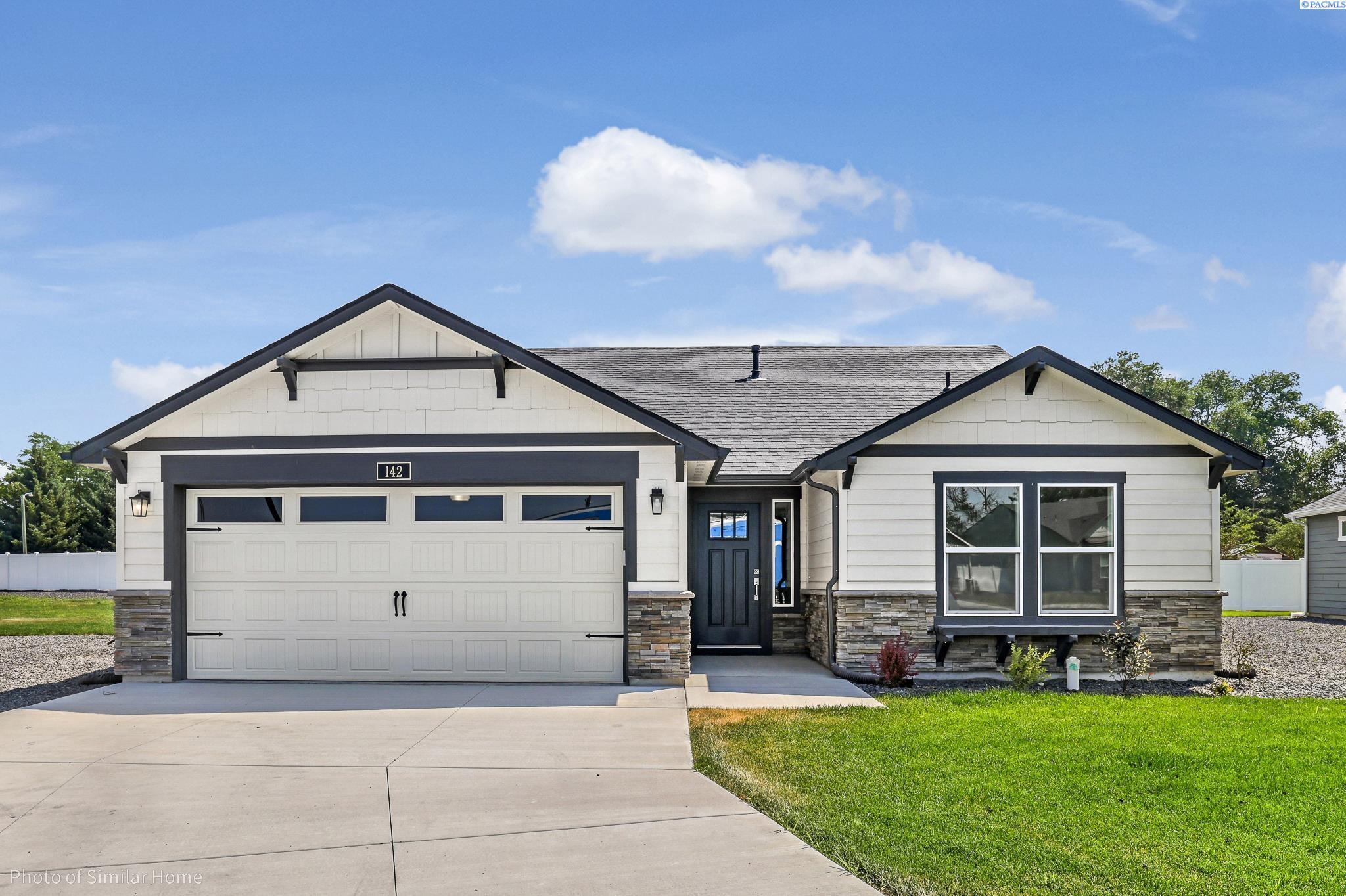 Property Photo: 2450 S Colorado St. Lot 7 WA 99338