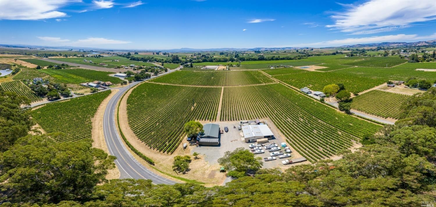 2141 Cuttings Wharf Road  Napa CA 94559 photo