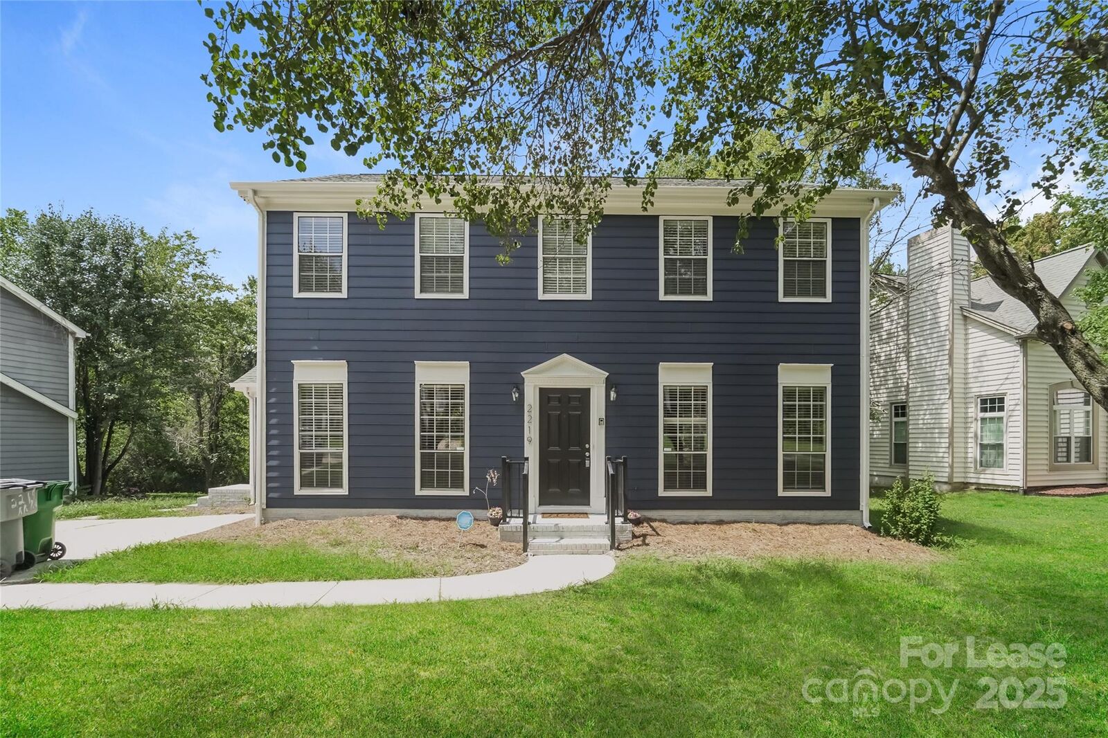 Property Photo:  2219 Katherine Kiker Road  NC 28213 