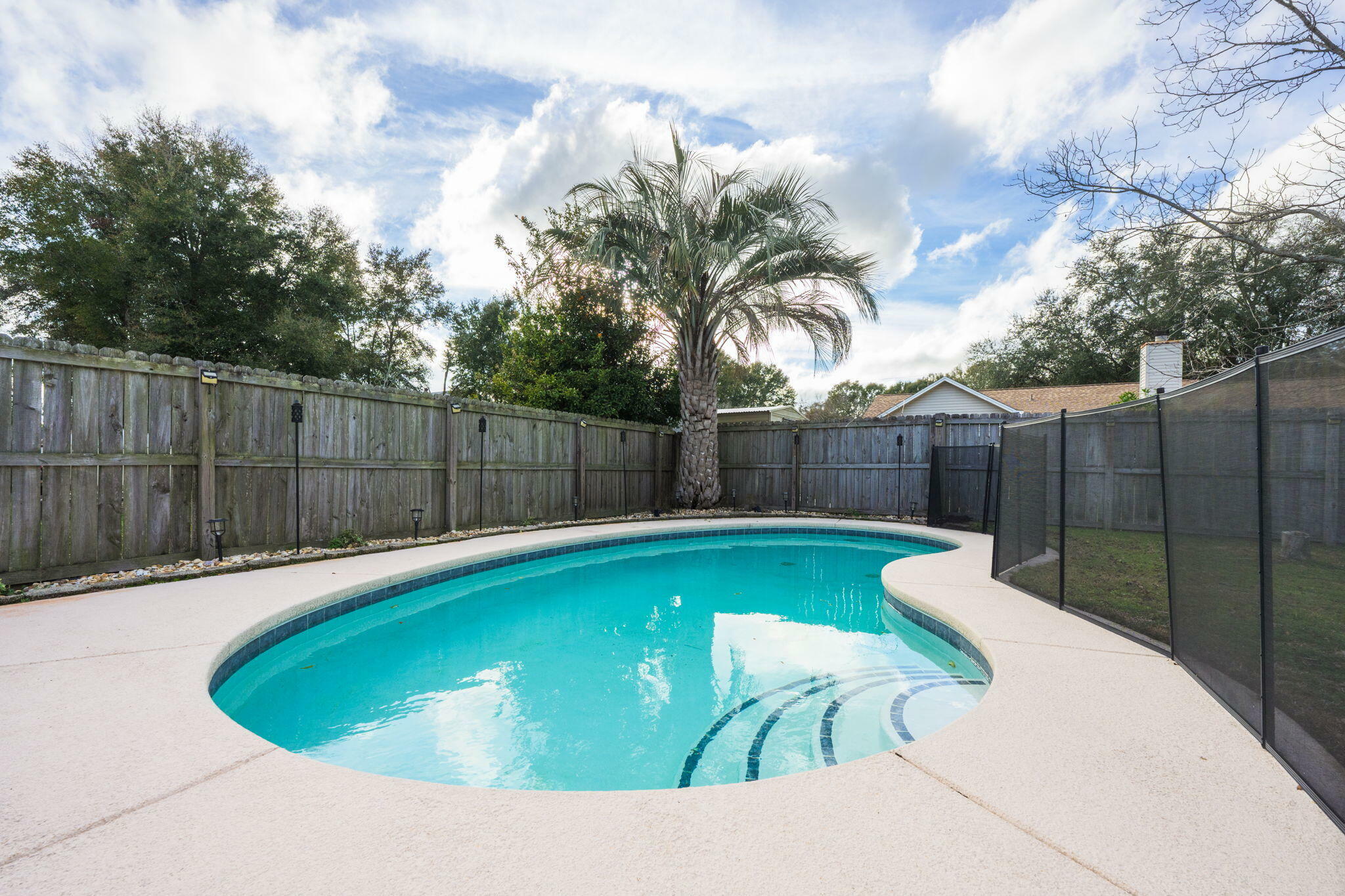 Property Photo:  24 Holly Road  FL 32539 