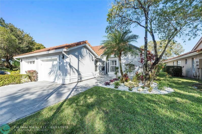 Property Photo:  7824 Majestic Palm Dr 7824  FL 33437 