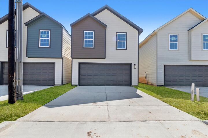 Property Photo: 9928 Lanewell Street TX 77029