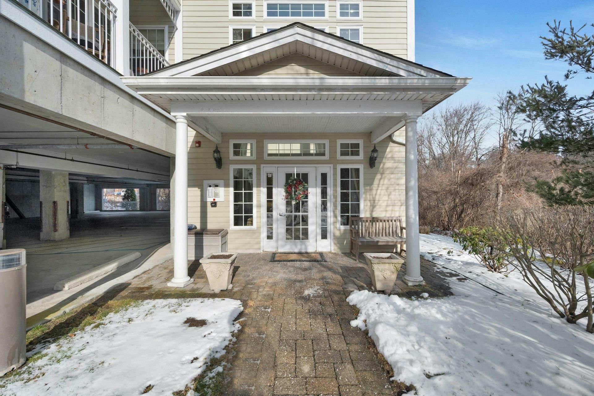 Property Photo:  353 Chappaqua Road 22  NY 10510 