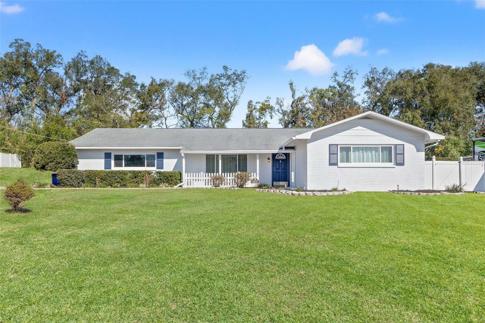 Property Photo: 36639 Jefferson Avenue FL 33523