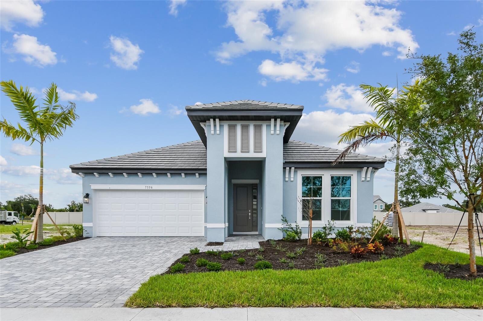 Property Photo:  7536 Nighthawk Drive  FL 34241 