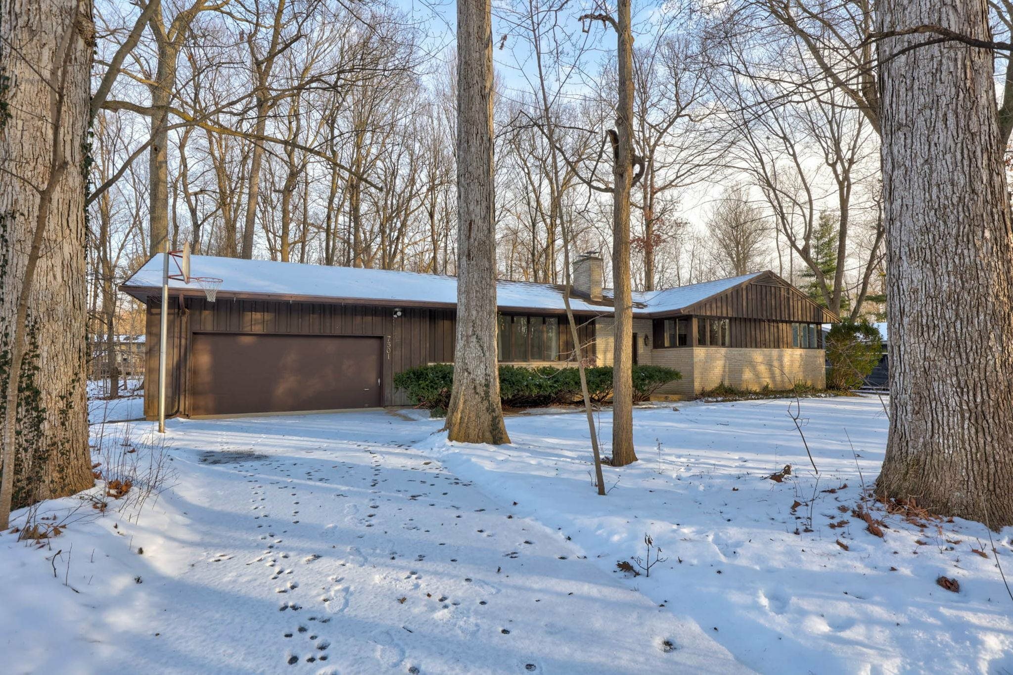 Property Photo:  7301 W Ronrick Place  MI 48734 