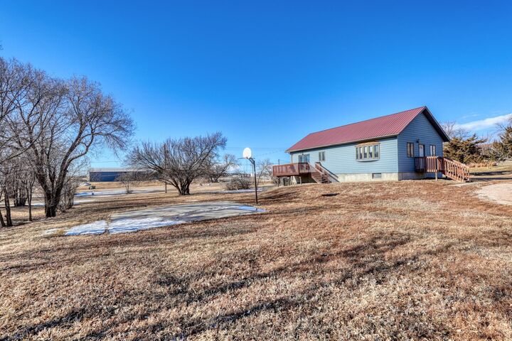 Property Photo:  103 Washington Avenue  SD 57559 