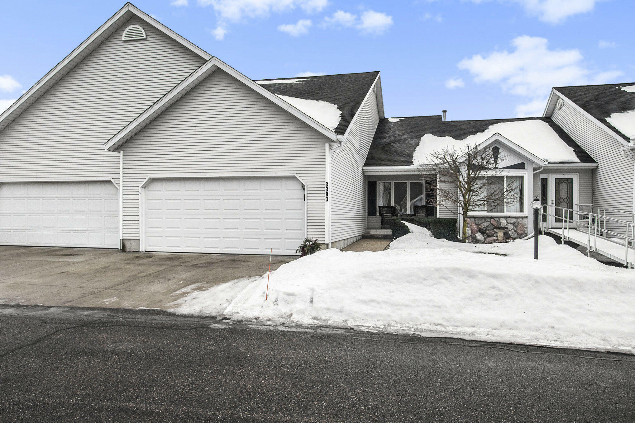 Property Photo:  3383 Starboard Drive  MI 49424 