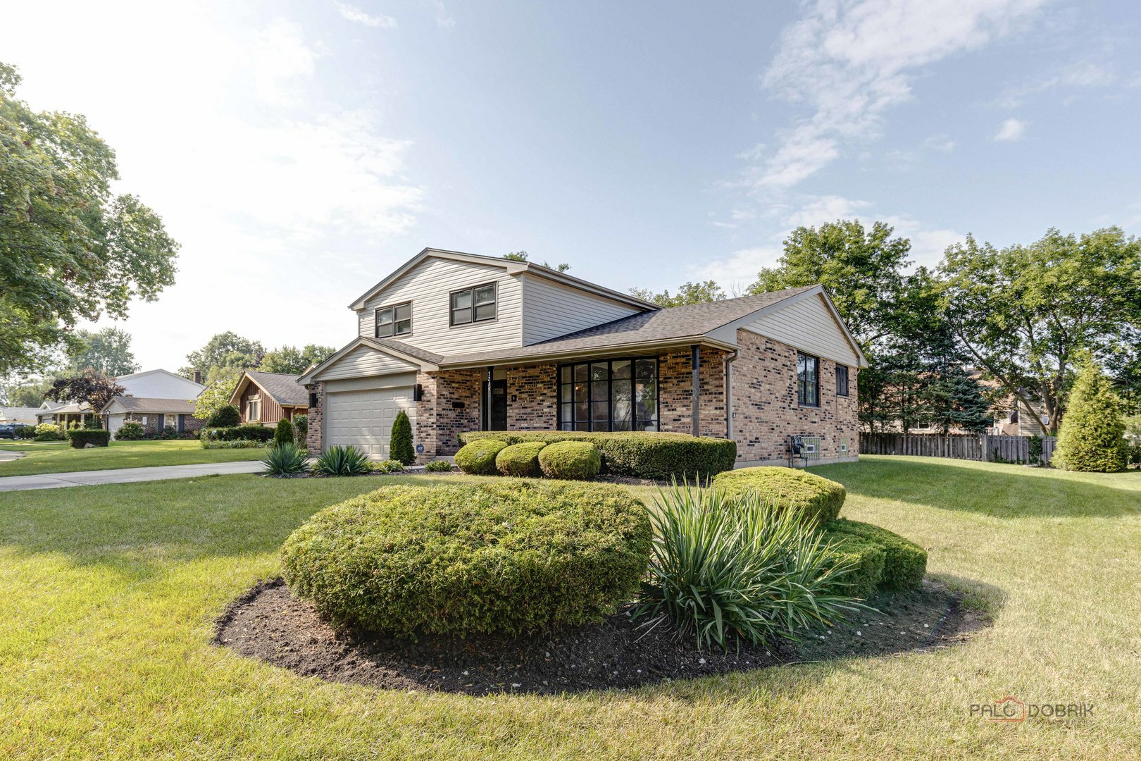 Property Photo: 3239 N Volz Drive E IL 60004
