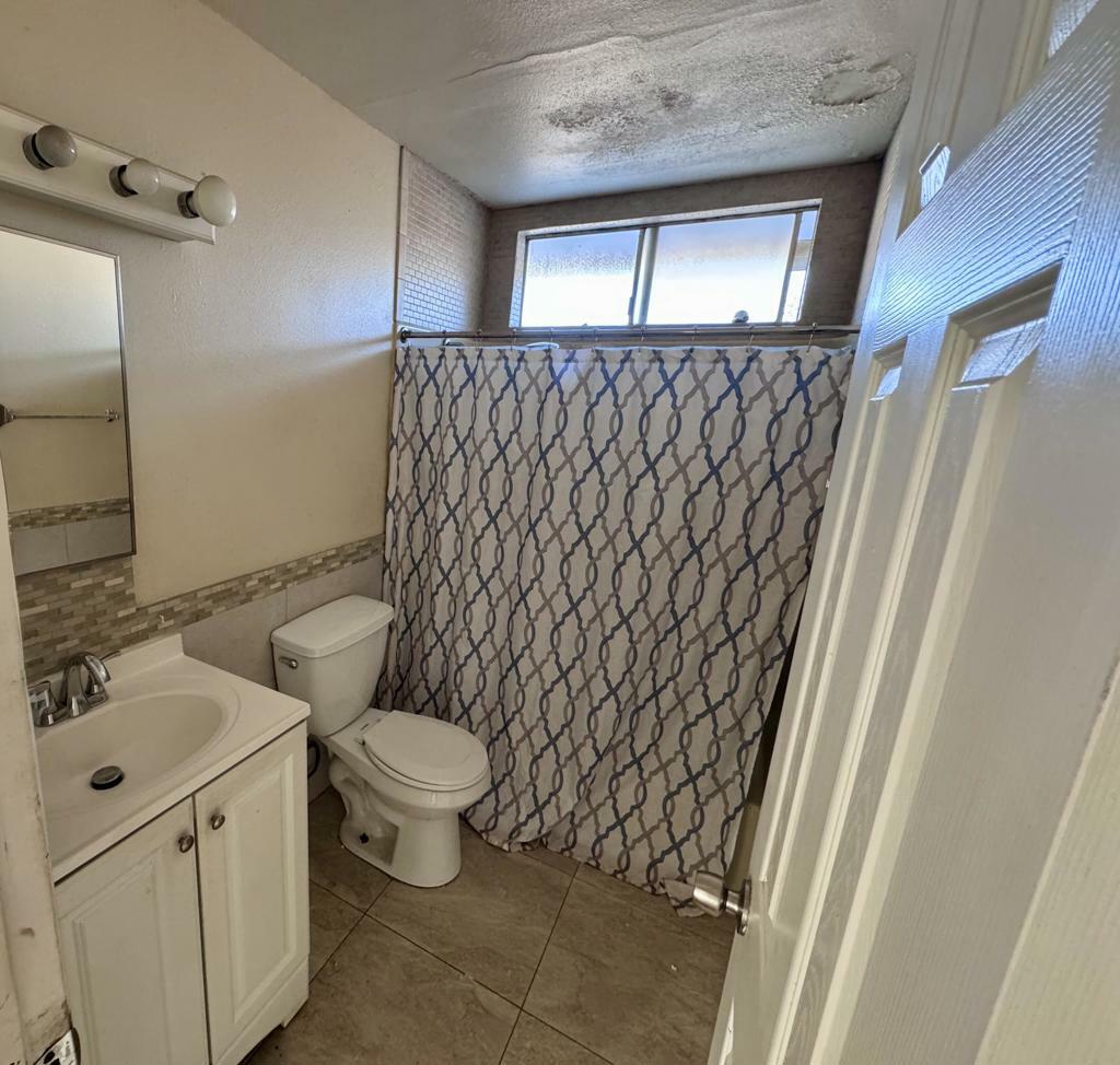 Property Photo:  43760 Buena Circle  CA 92260 