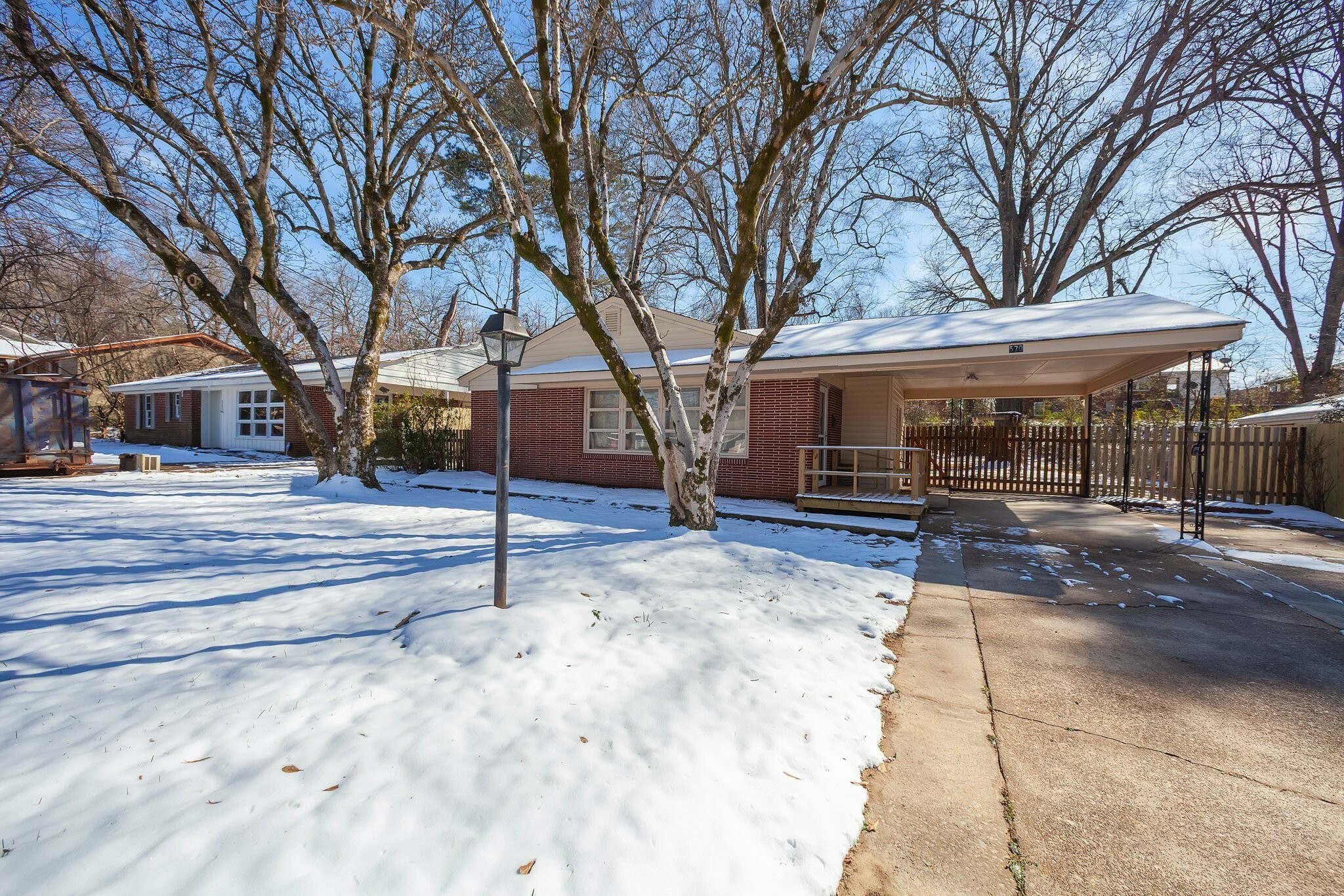Property Photo: 570 Westmoreland Pl TN 38301
