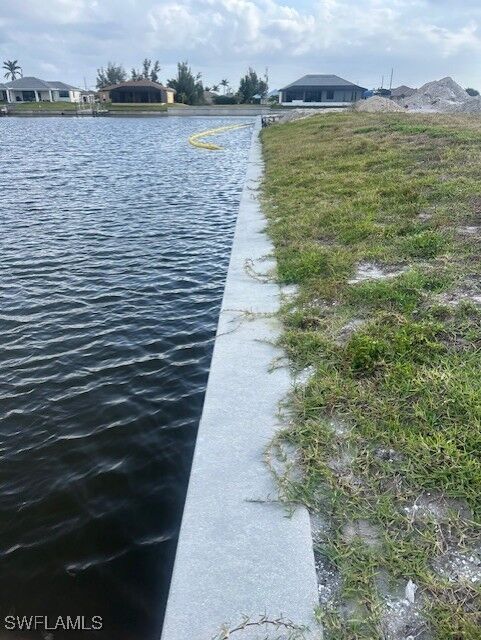 Property Photo: 3105 NW 46th Avenue FL 33993