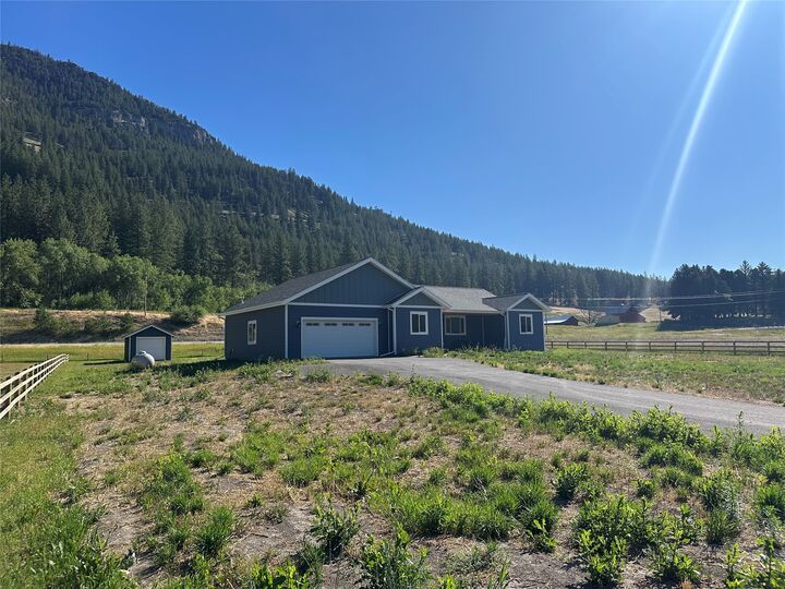 Property Photo: 624 Kirchey Creek Drive MT 59820