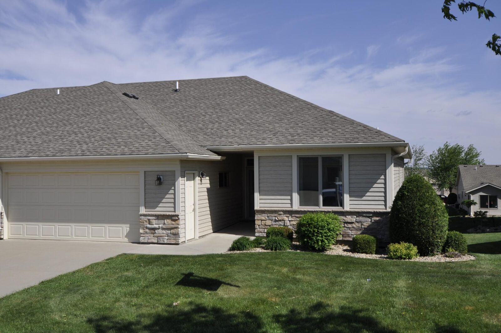 Property Photo:  831 Southern Pine Lane SW  MN 55902 