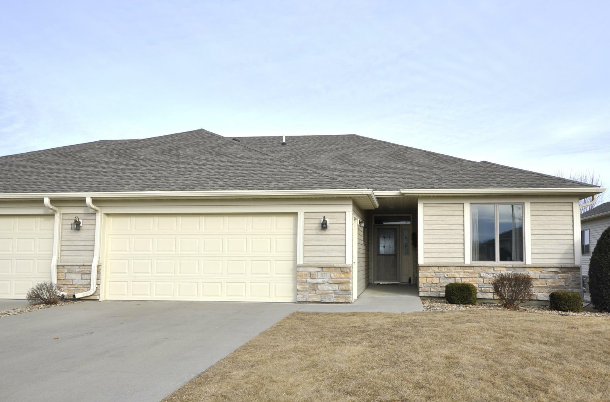 Property Photo:  831 Southern Pine Lane SW  MN 55902 