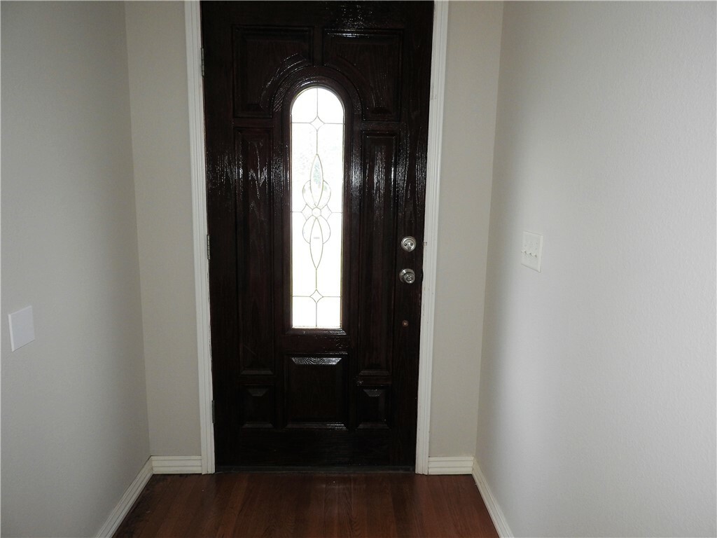 Property Photo:  1204 N 22nd Place  AR 72756 