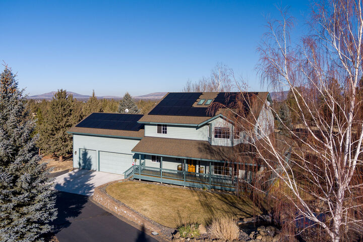 Property Photo: 8823 NW Teater Avenue OR 97760