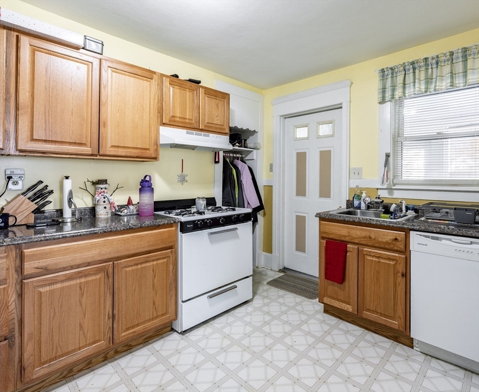 Property Photo:  20 McKinley Ter  MA 01085 