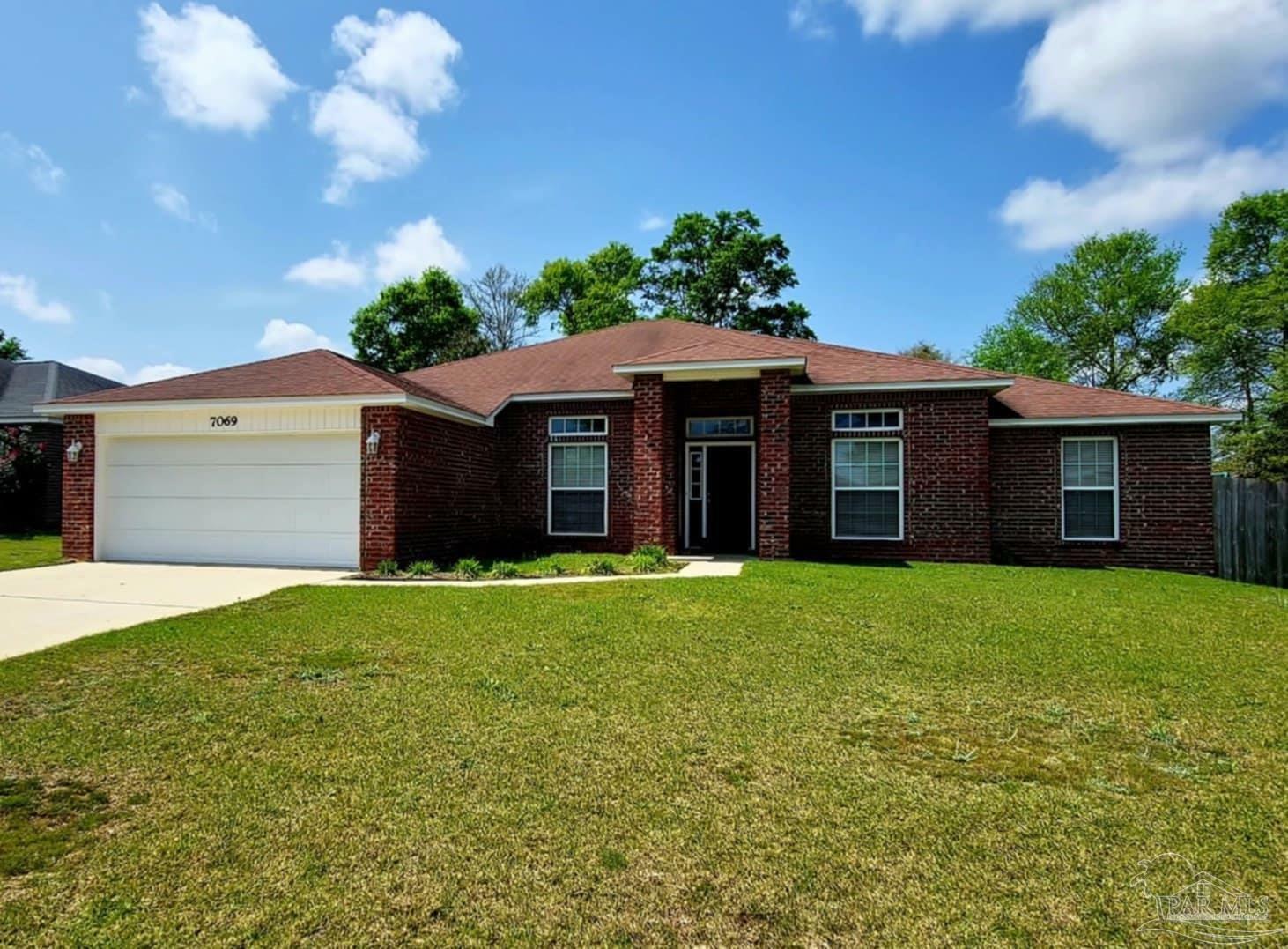 Property Photo: 7069 Harvest Way FL 32570