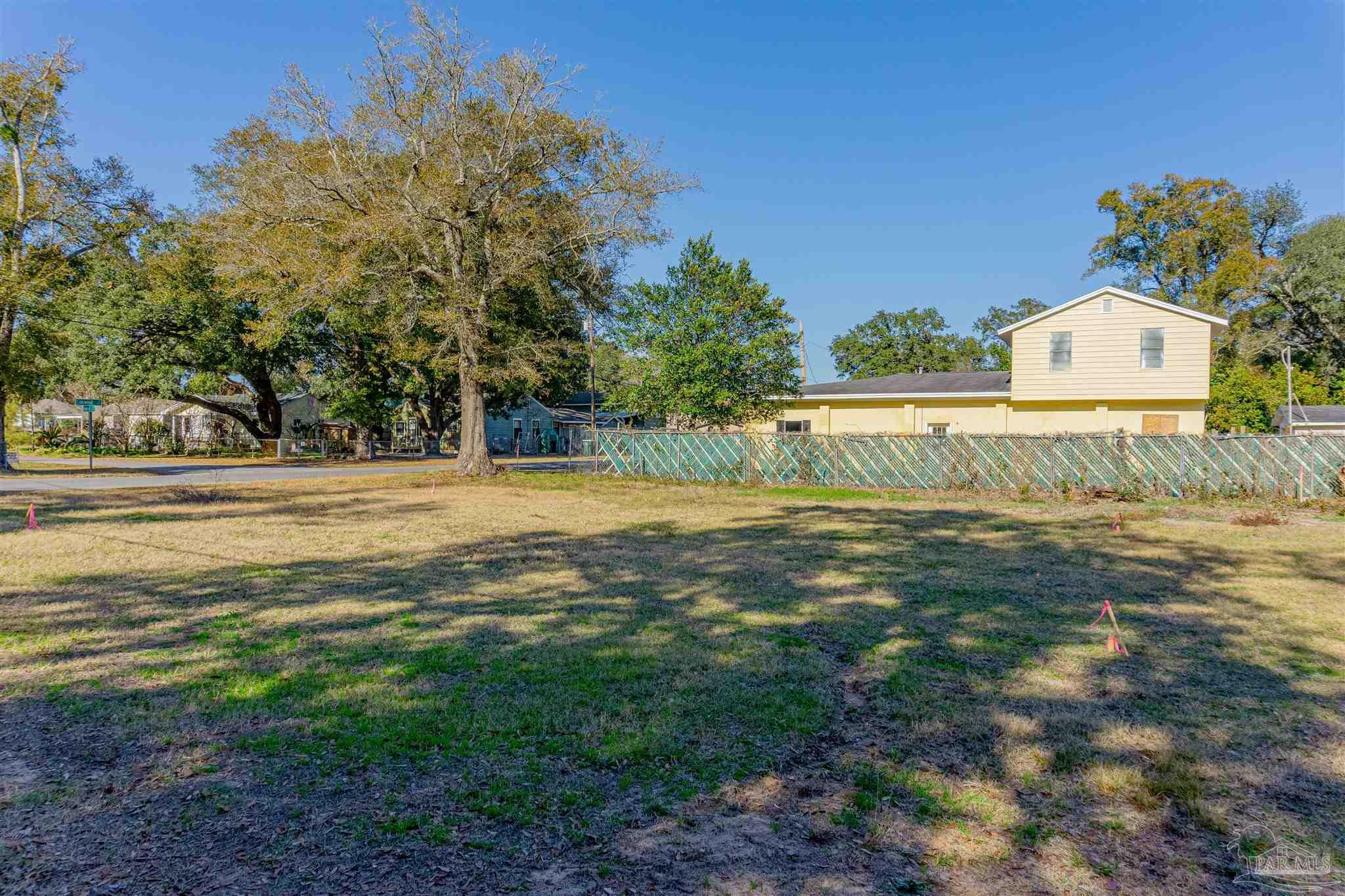 224 Broadmoor Ln  Pensacola FL 32507 photo