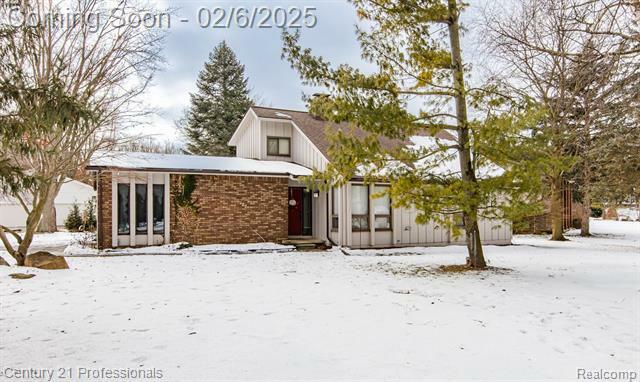 Property Photo:  8188 Fairfield Circle  MI 48346 