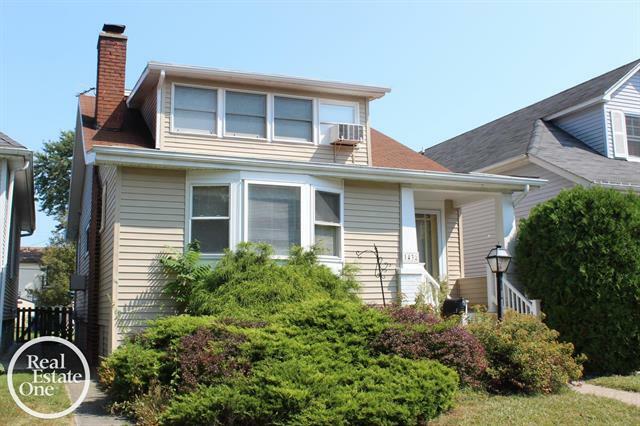 Property Photo:  1432 Lakepointe Street  MI 48230 