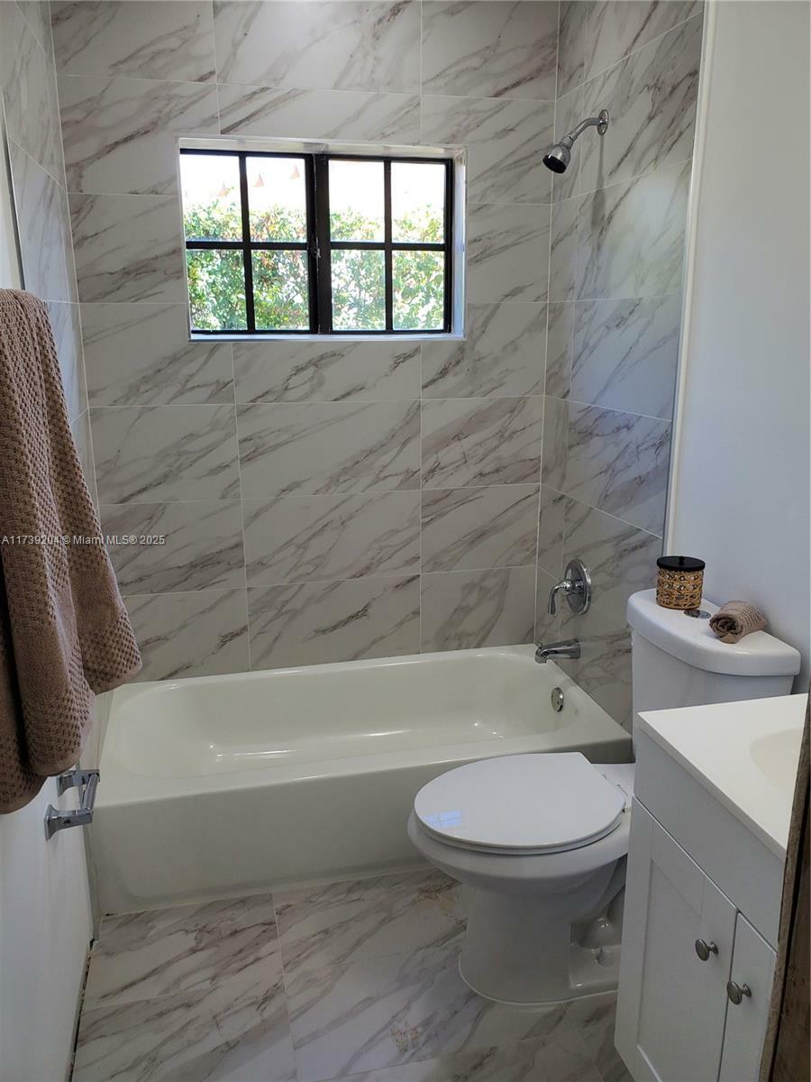 Property Photo: 601 SW 39th Ave 0 FL 33134