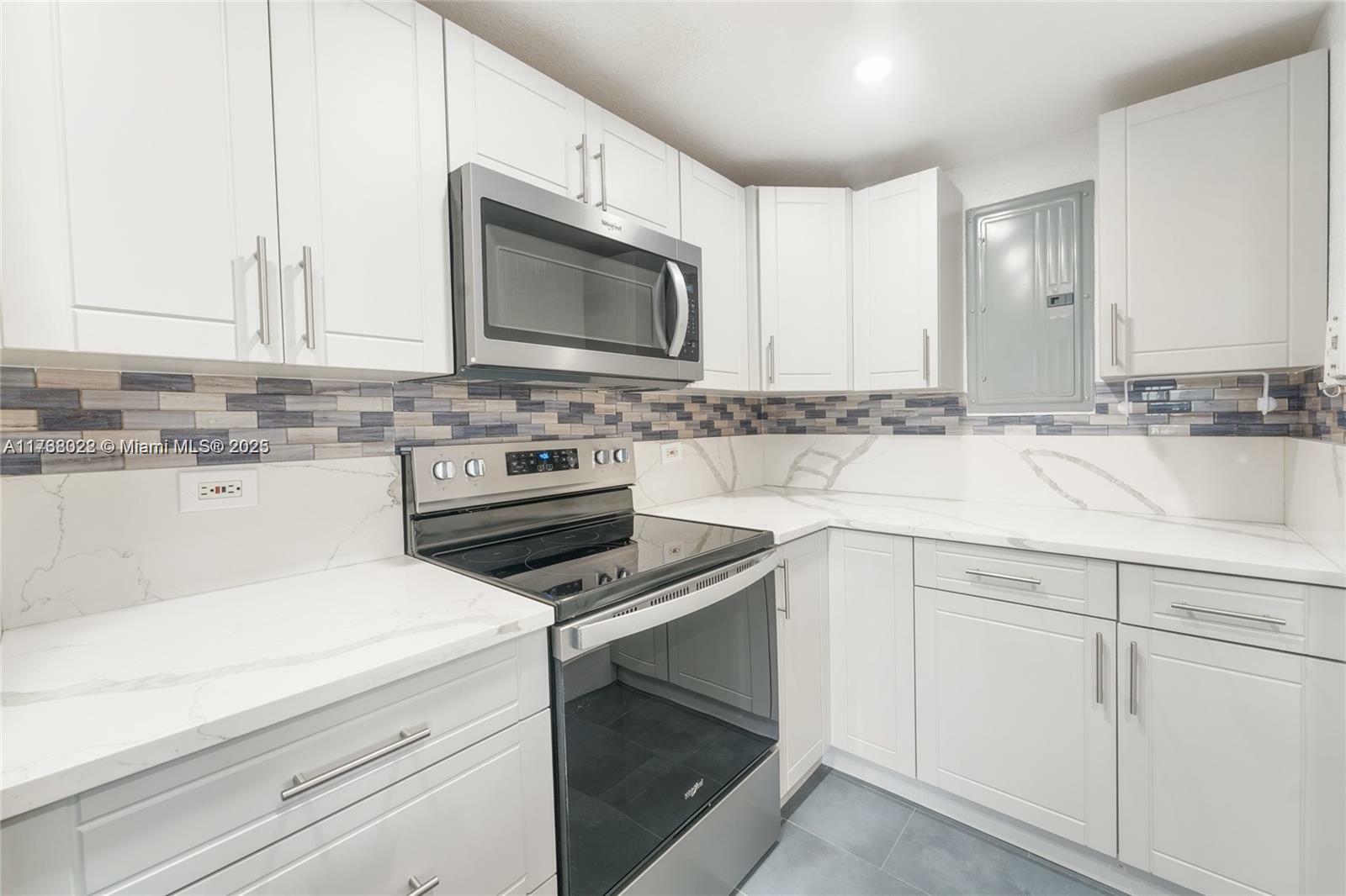 Property Photo:  36 NW 6th Ave 9  FL 33128 