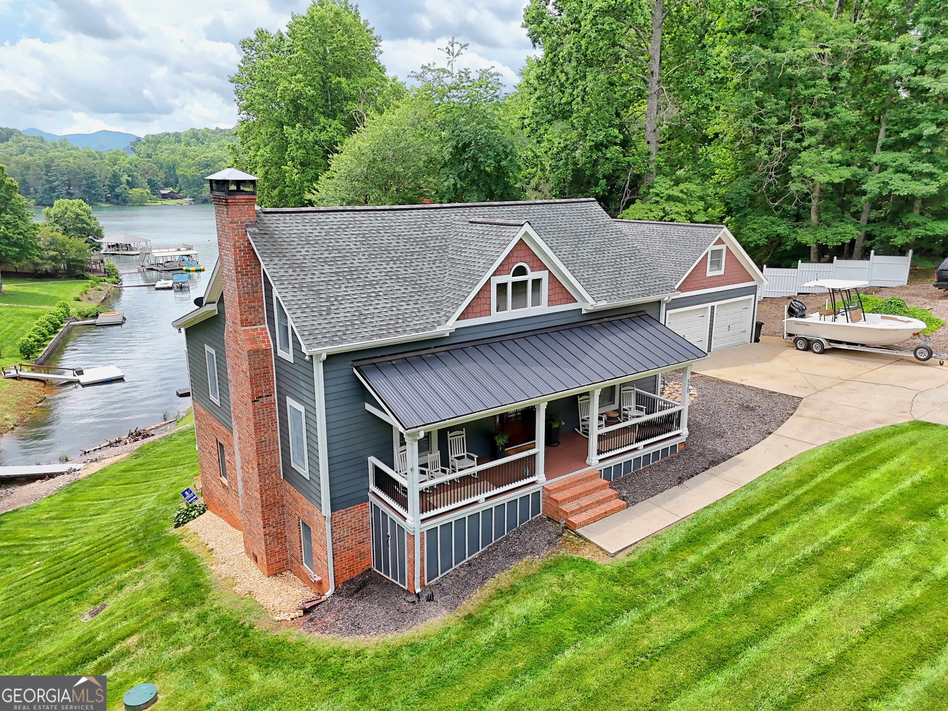 Property Photo:  520 Long View Drive  GA 30546 