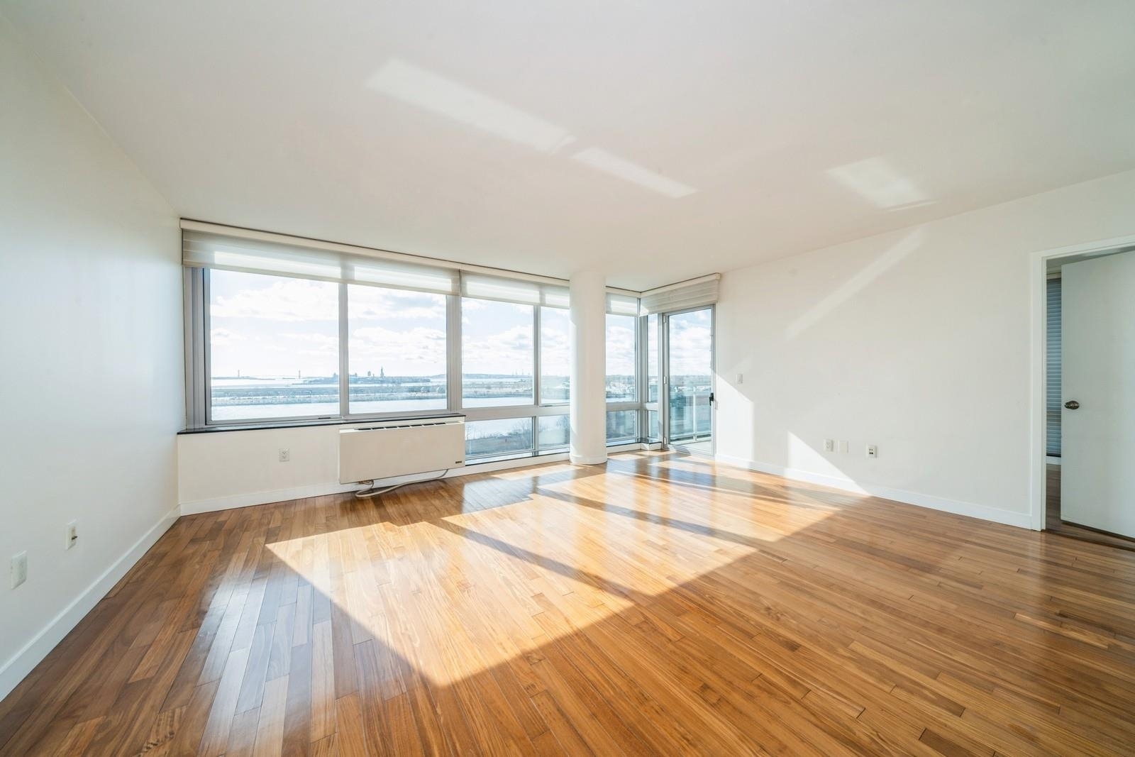 Property Photo:  25 Hudson St 709  NJ 07302 