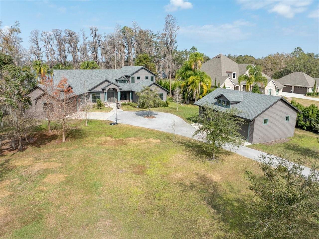 Property Photo:  16320 Rock Lake Drive  FL 33556 