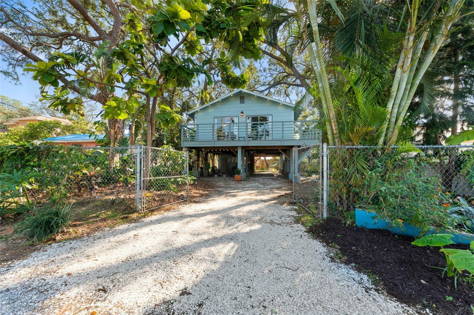 Property Photo:  8506 Hepp Street  FL 33615 