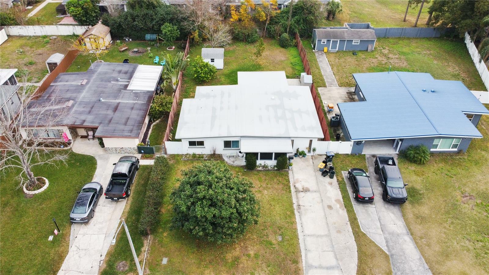 Property Photo: 4126 Montrose Court FL 32812