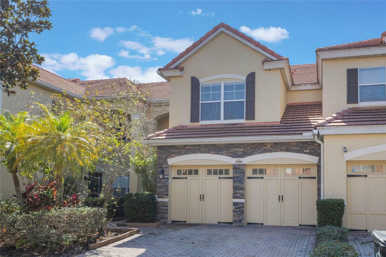 Property Photo:  7189 Regina Way  FL 32819 