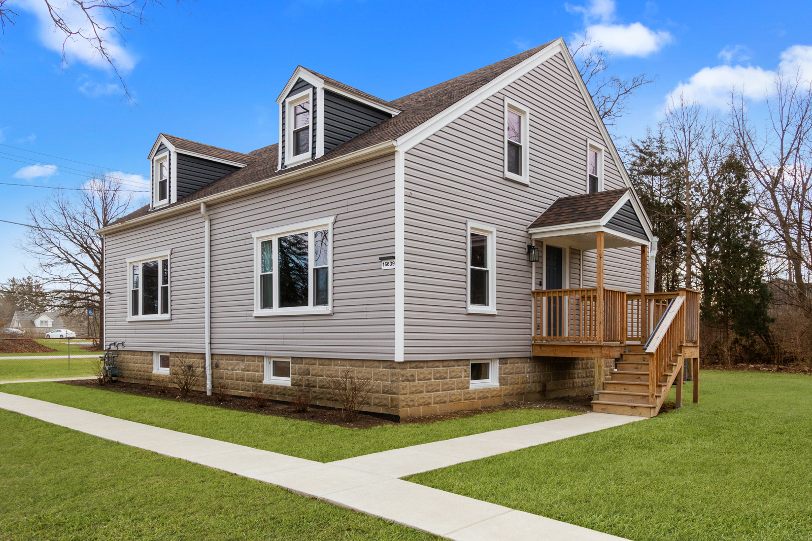 Property Photo:  16639 W Brockman Avenue  IL 60069 