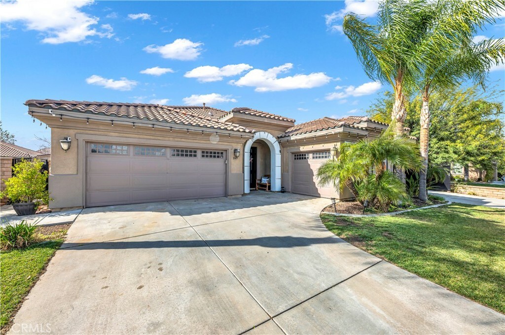 1043 Indiangrass Drive  Hemet CA 92545 photo