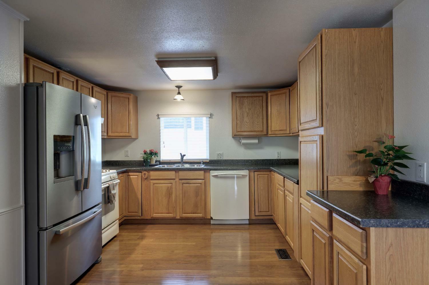 Property Photo: 157 Kaseberg CA 95678