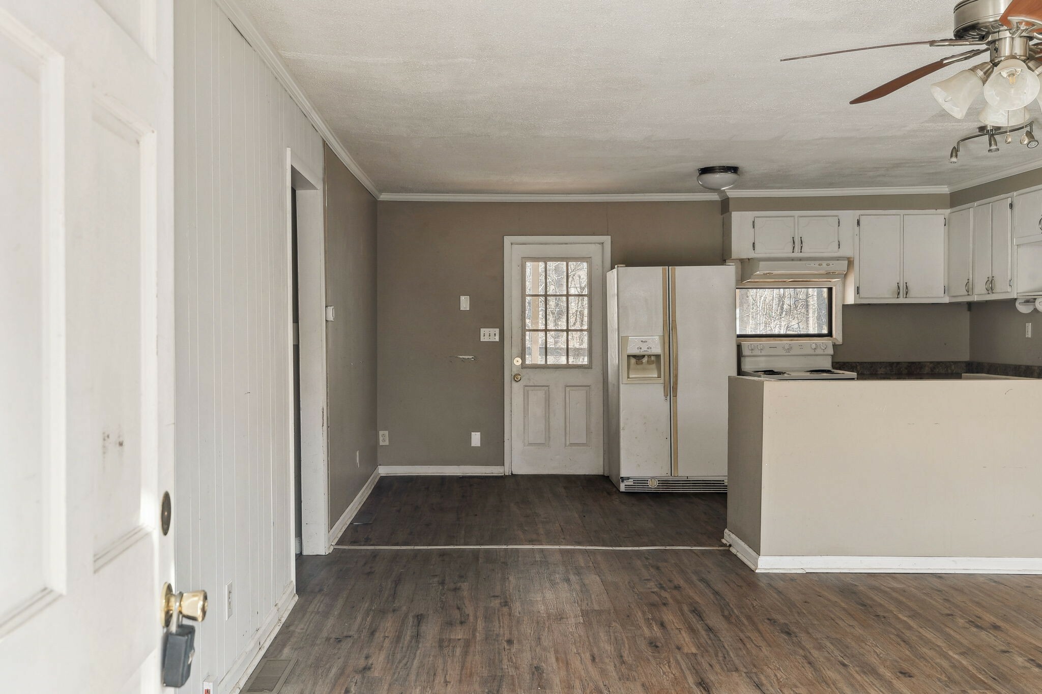 Property Photo: 1010 Cherokee Ct TN 37080