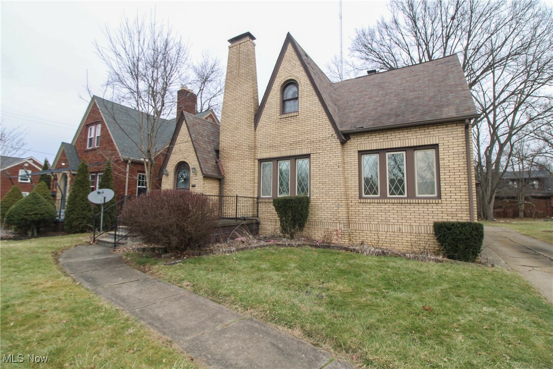 Property Photo:  4307 Rush Boulevard  OH 44512 