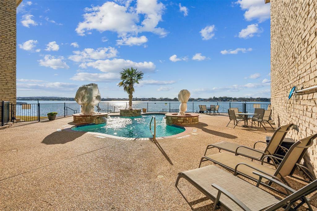 Property Photo: 401 E Pearl Street 4207 TX 76048