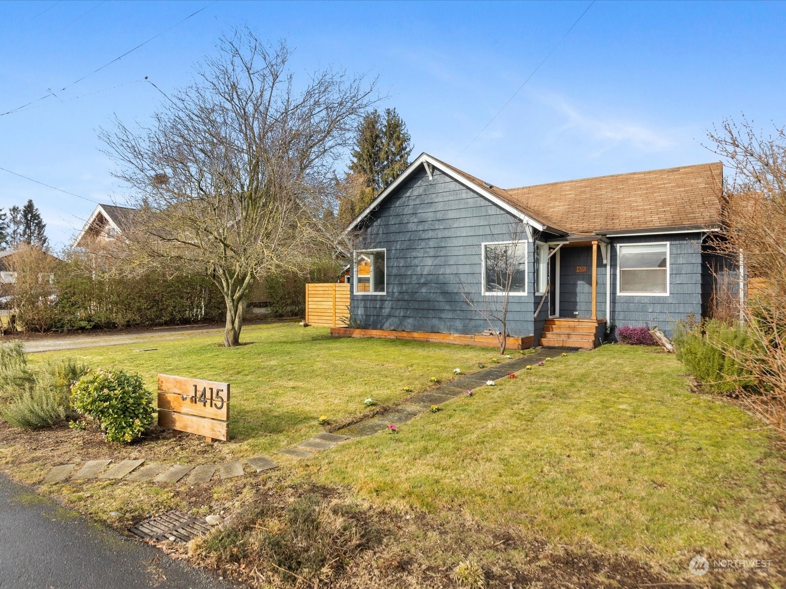 Property Photo: 1415 9th Street WA 98270